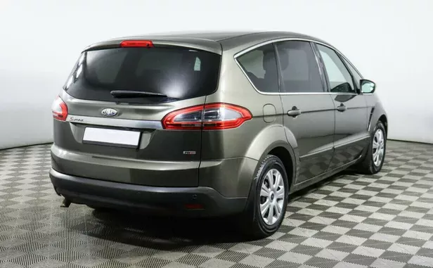 Ford S-MAX