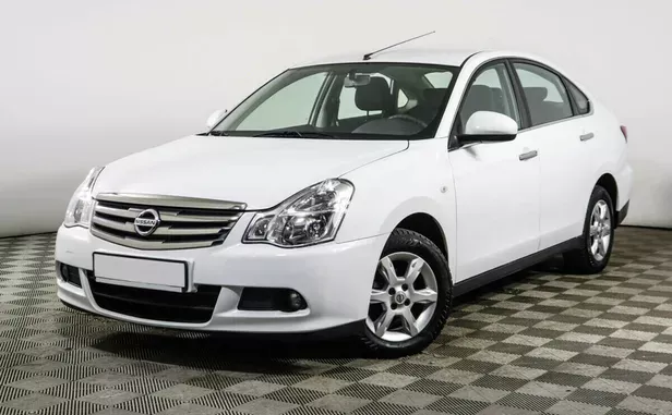 Nissan Almera
