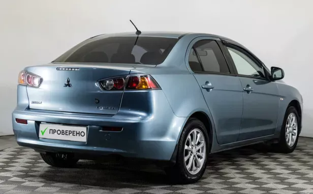 Mitsubishi Lancer