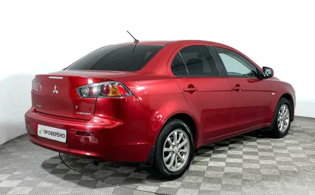 Mitsubishi Lancer