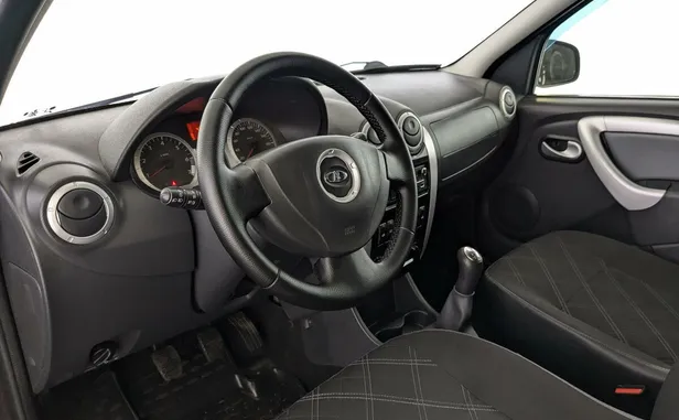 Lada (ВАЗ) Largus