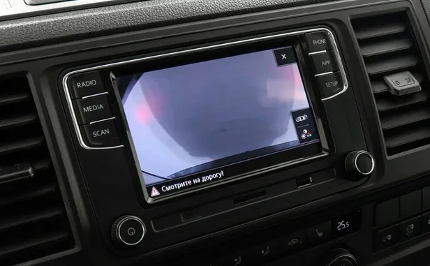 Volkswagen Caravelle