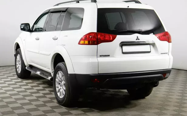 Mitsubishi Pajero Sport