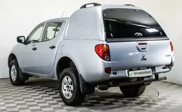 Mitsubishi L200