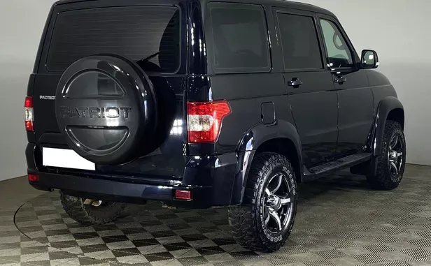 УАЗ Patriot